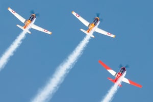 PC-7 Airplane Smoking System by Swiss Helicopter Engineering