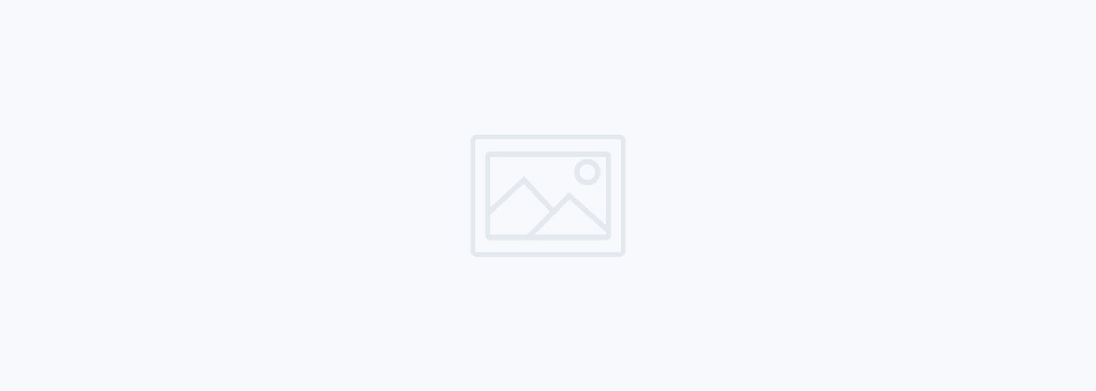 bottom-tech-pattern-light