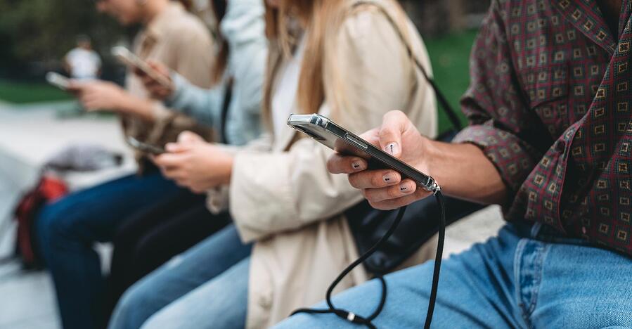 Combating false information requires a more coordinated approach 
