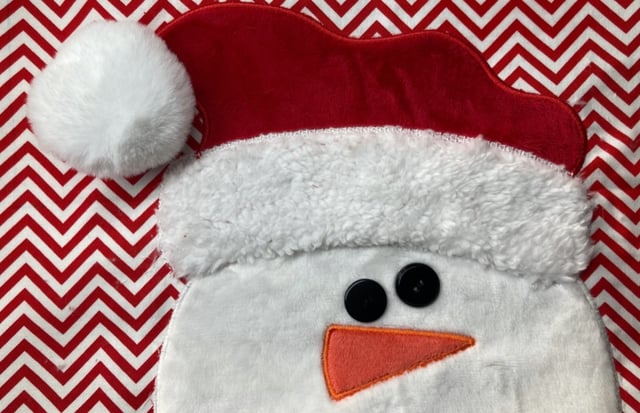 How to Sew a Holiday Bench Pillow Cover snowman 