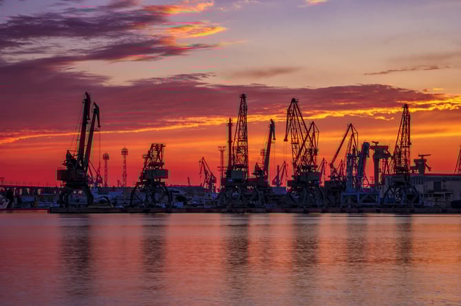 The Friday Five: Summertime, and the shipping ain’t easy