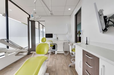 dental treatment room setup