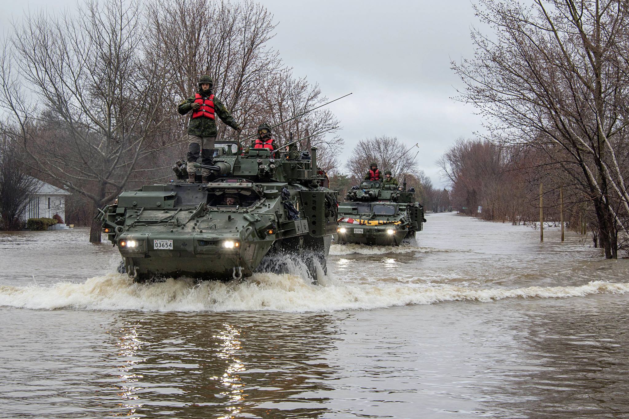 militaires lors d'inondations