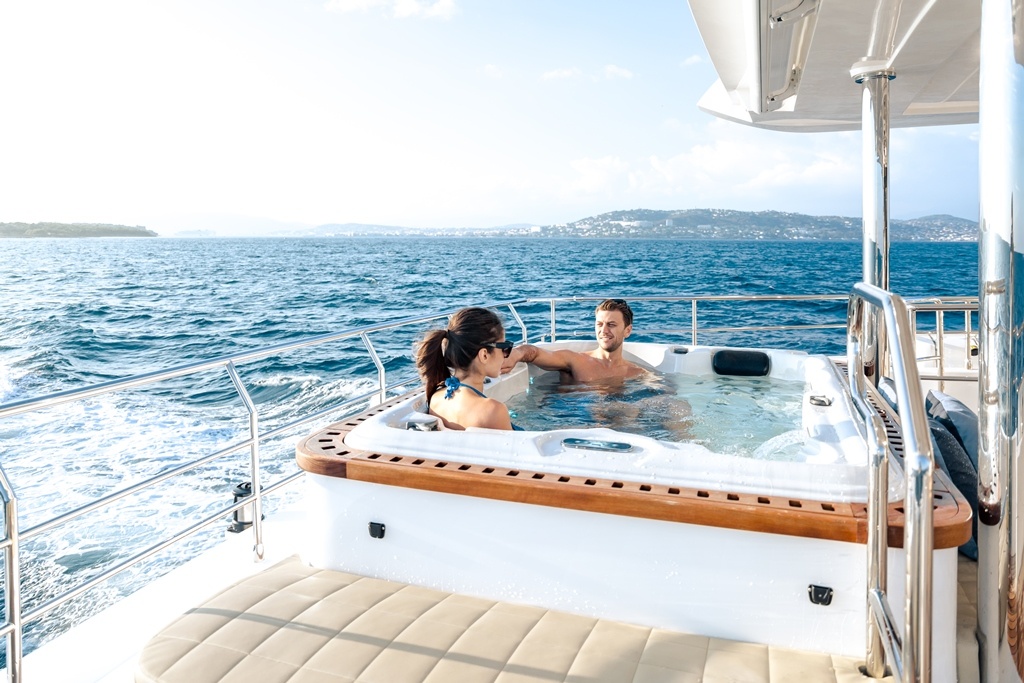 Majesty 110, France (15)
