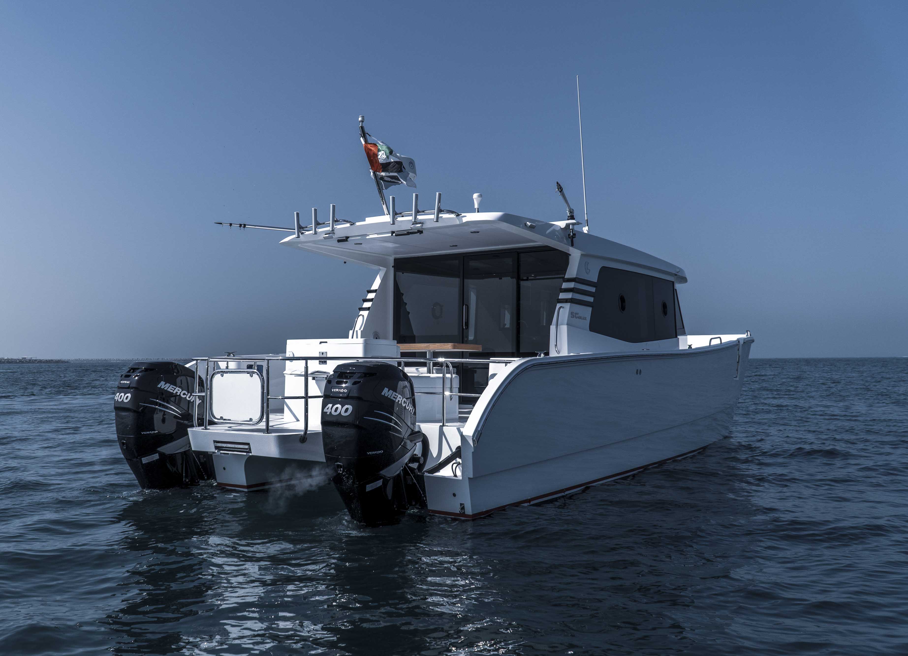 Exterior Silvercat 40 LUX-22
