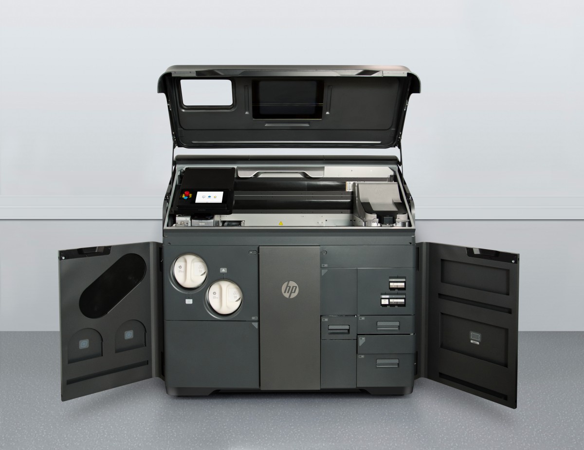 HP Jet Fusion 340 3D Printer