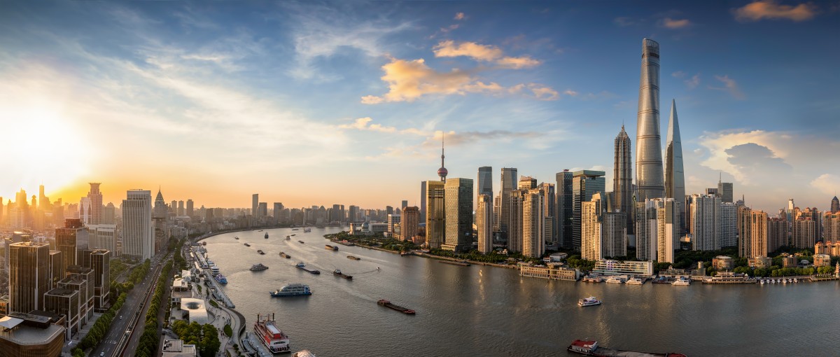 Shanghai skyline with Shanghai Tower