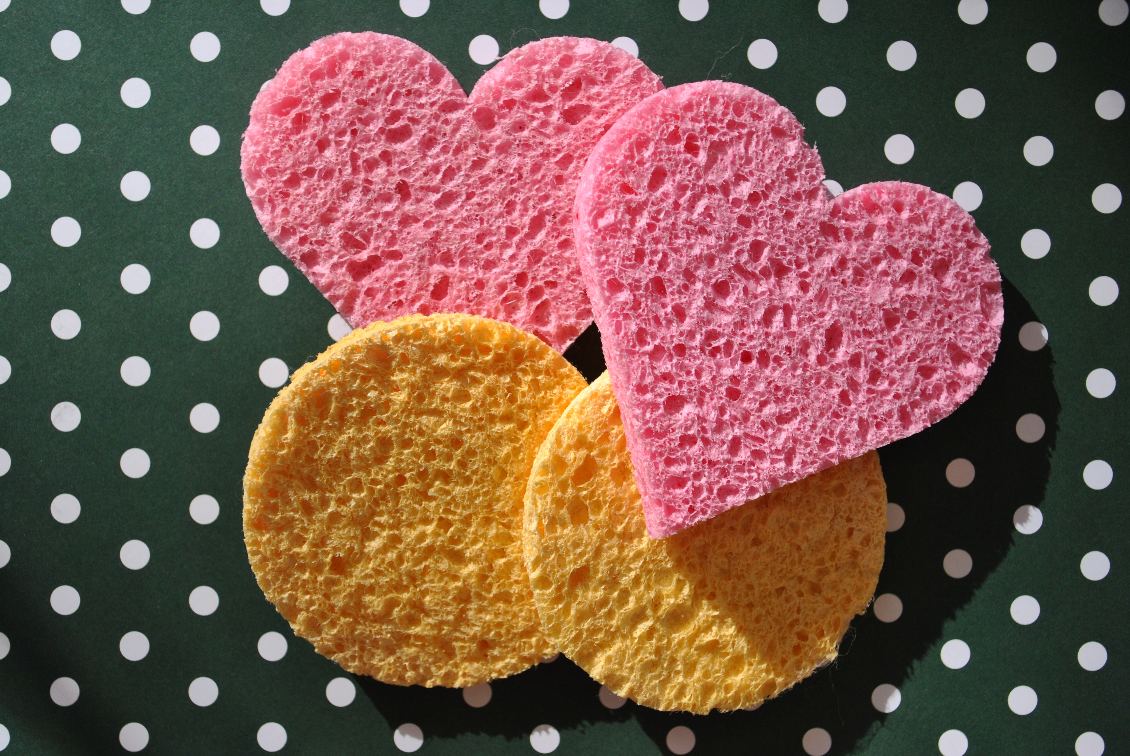 Heart-shaped Cellulose Sponge, Pink