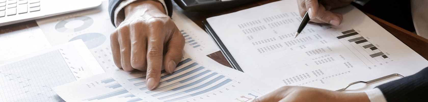 business-valuation-billboard-1680x400