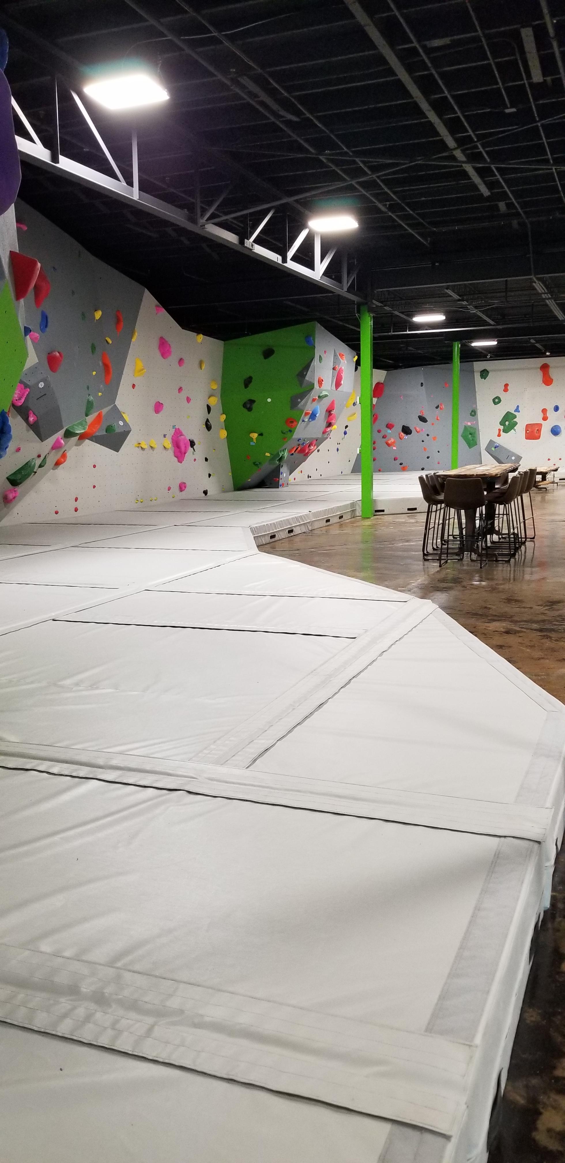 Climbing Wall Facility Mats