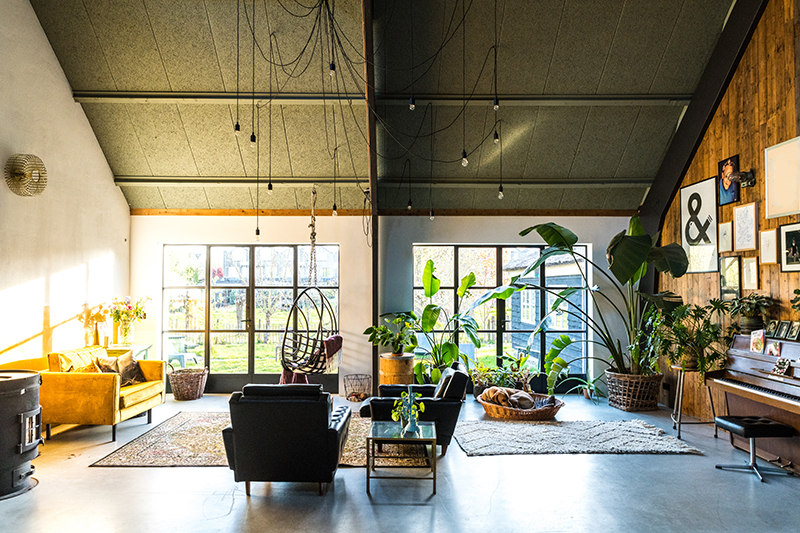 Uniquely You: Going from Accumulation to Curation at Home