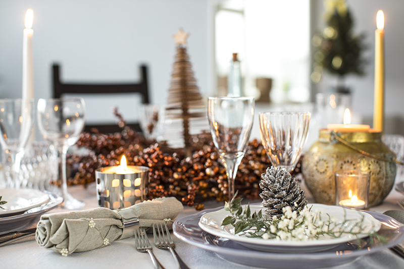 Modern & Merry: Expressively Styled Spaces for Holiday Entertaining