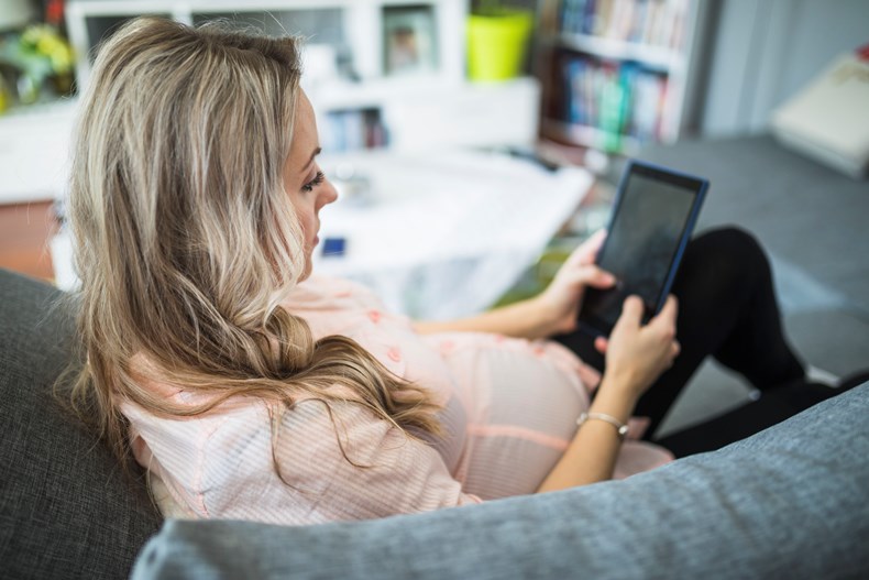 Oct06-11 Online Apps to Manage Stress During Pregnancy