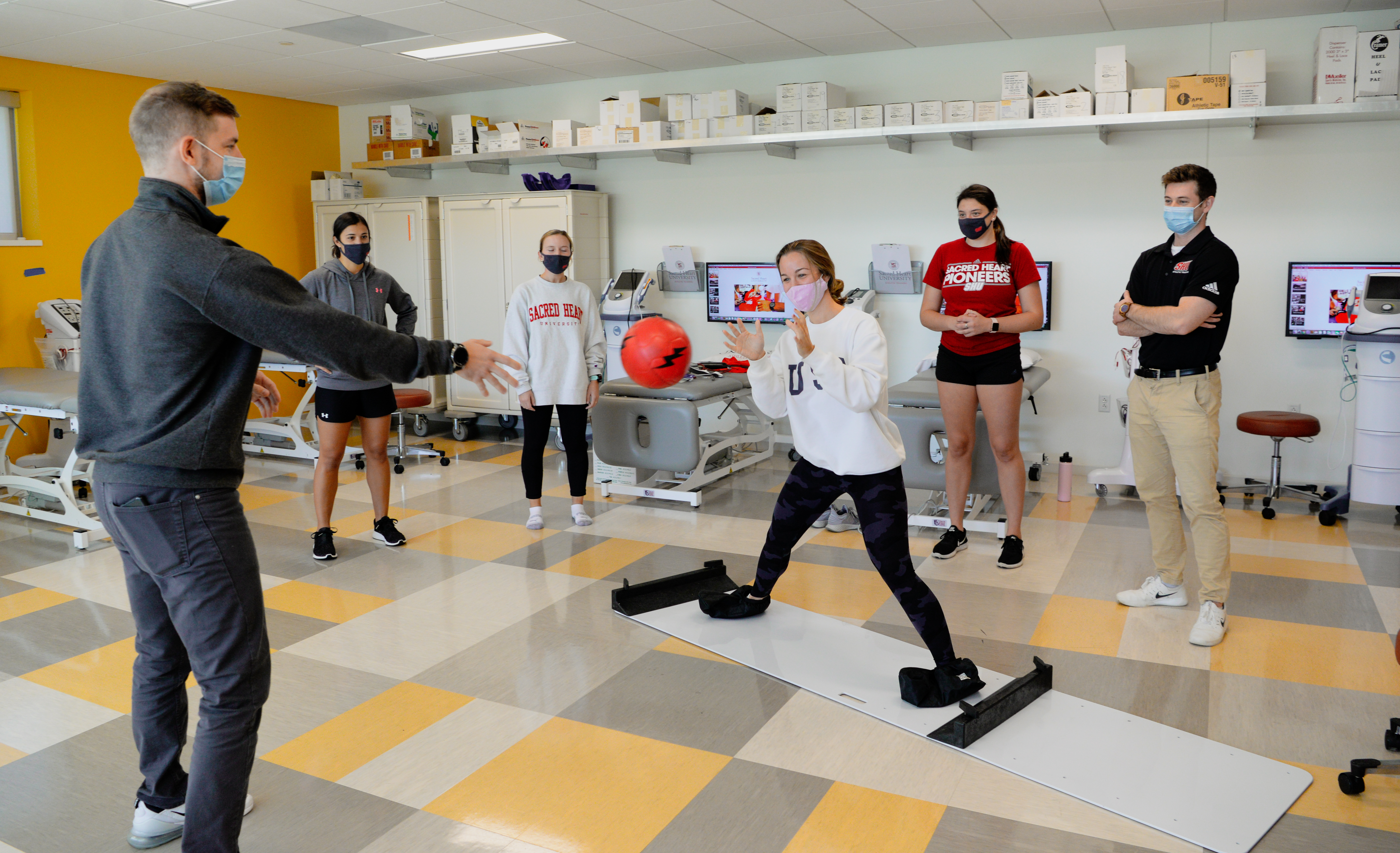 Athletic Training vs. Exercise & Sport Science: Which Path Should You  Choose?