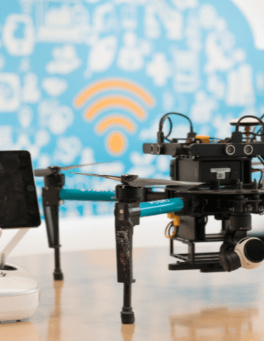 智能移动-第二节横幅- 2030年的世界- 378x487px - 1