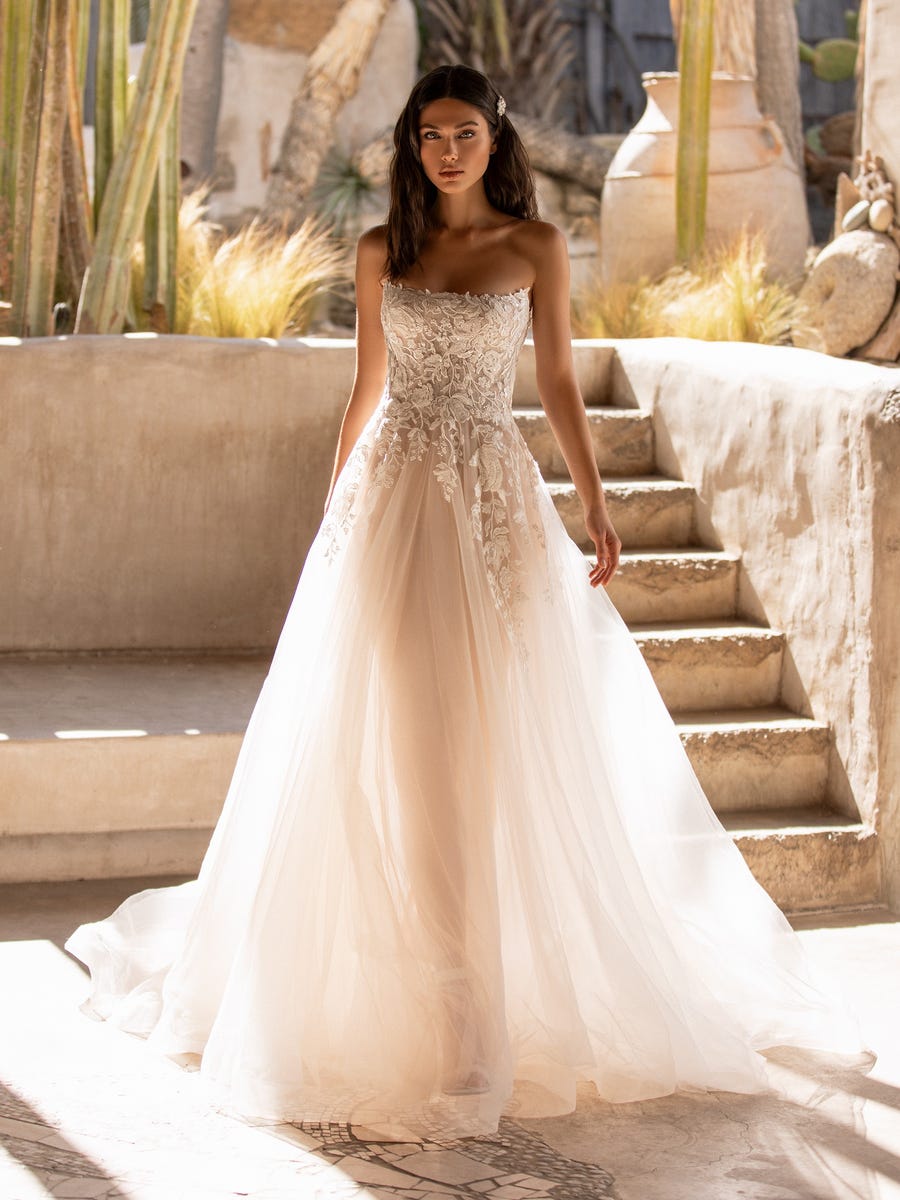 Custom Made Wedding Dress  Bridal Gown in Louisiana – D&D Clothing