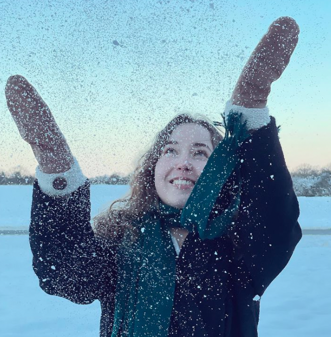 Emma Hoerlyck in the snow