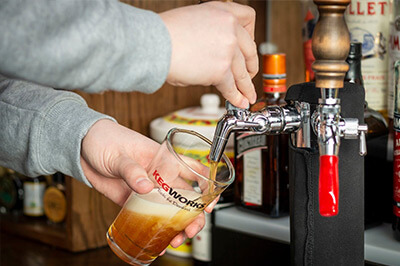 How to Pull the Perfect Pint - 4 Easy Steps to Pour a Beer