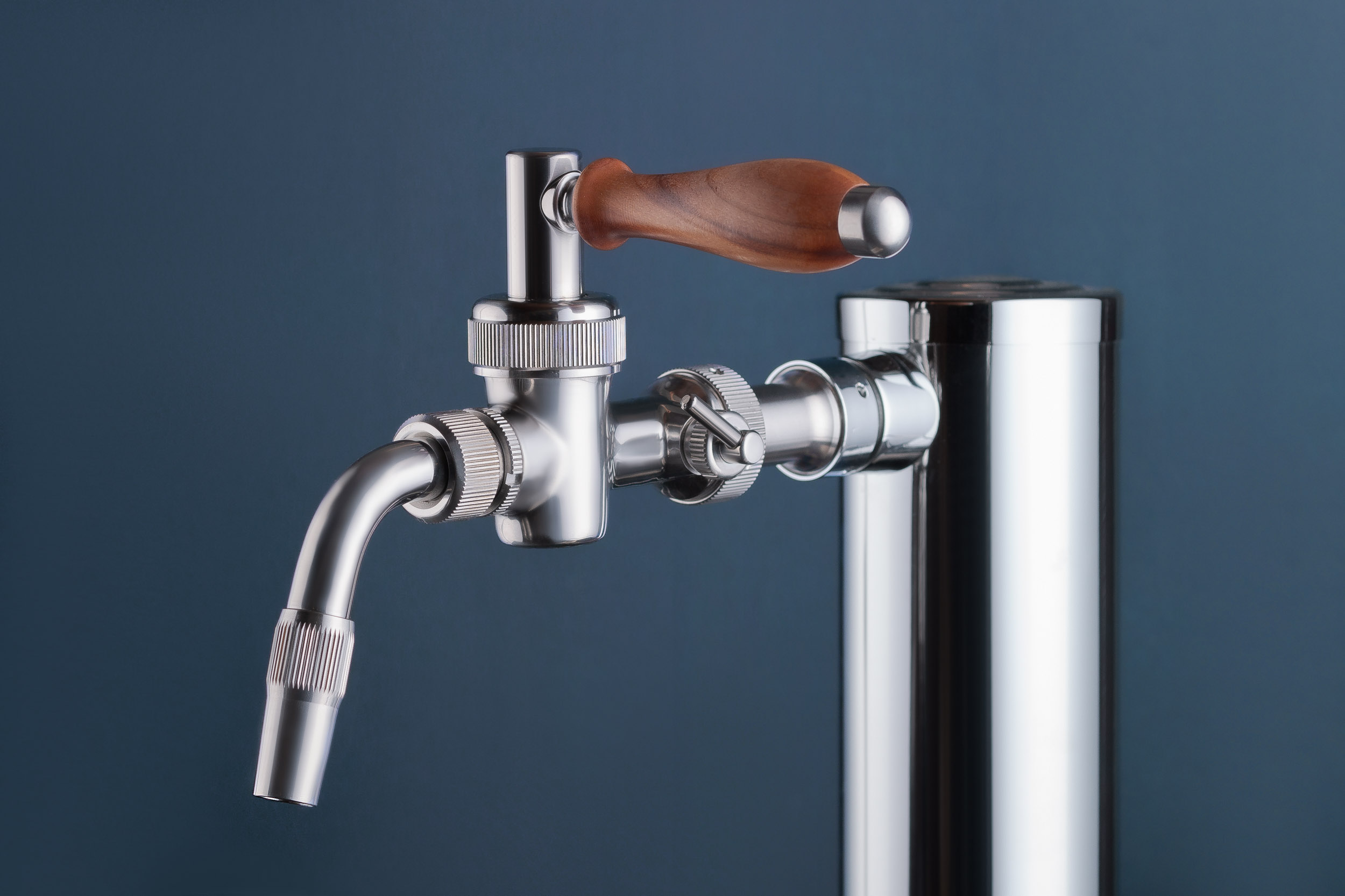 Getting a Handle on Czech Side Pull Faucets