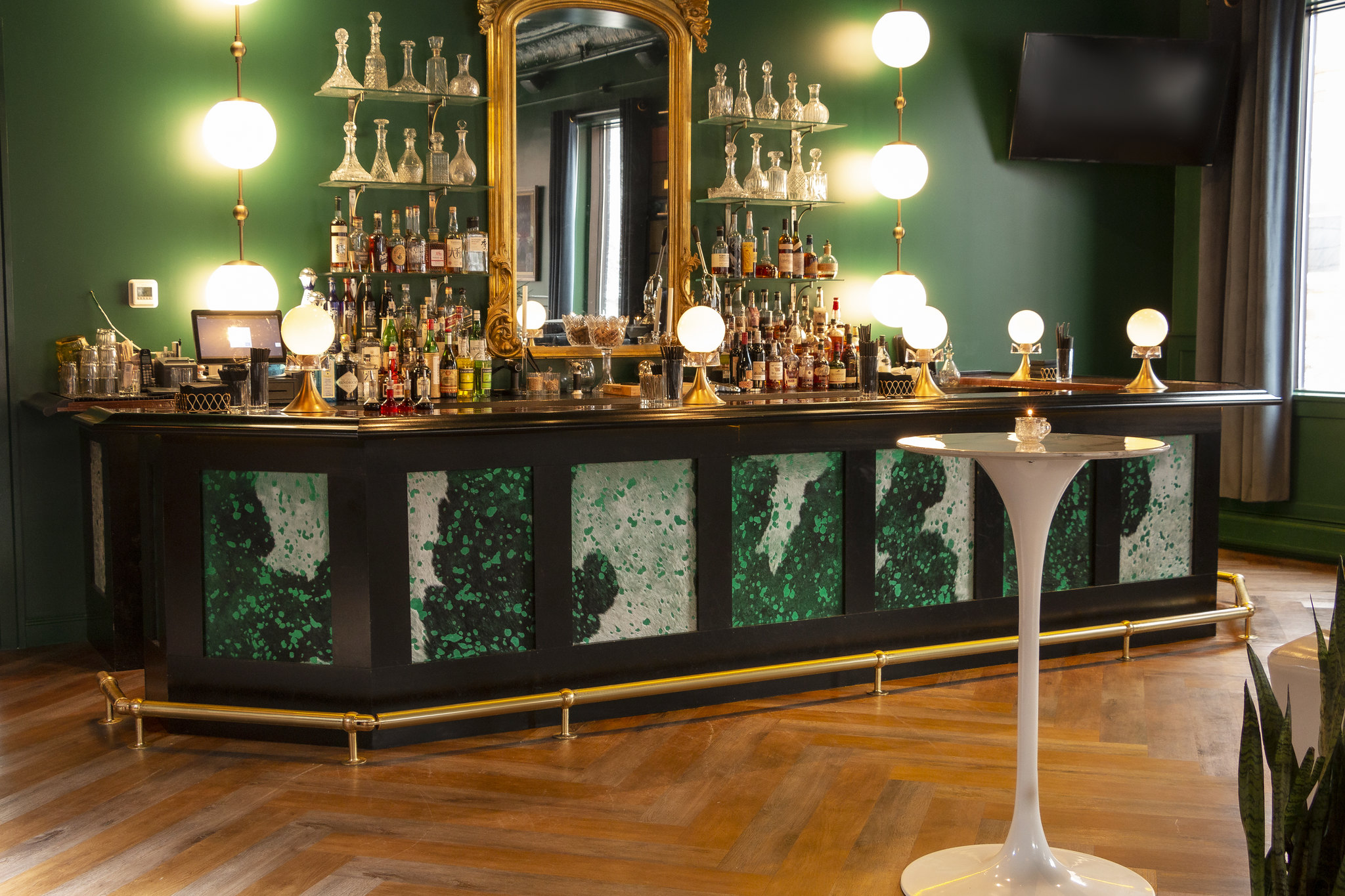 Featured Bar Rail Project: The Banq