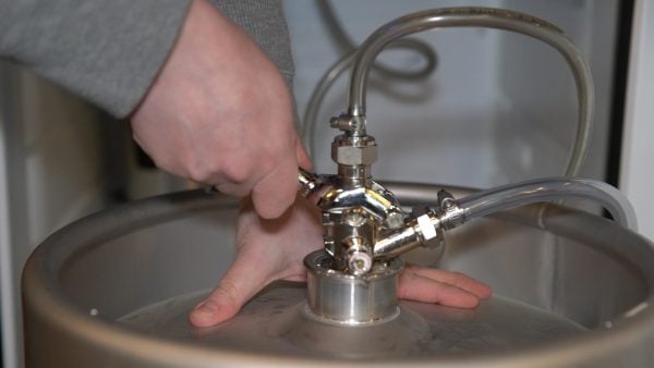 Step 2: Remove keg coupler.