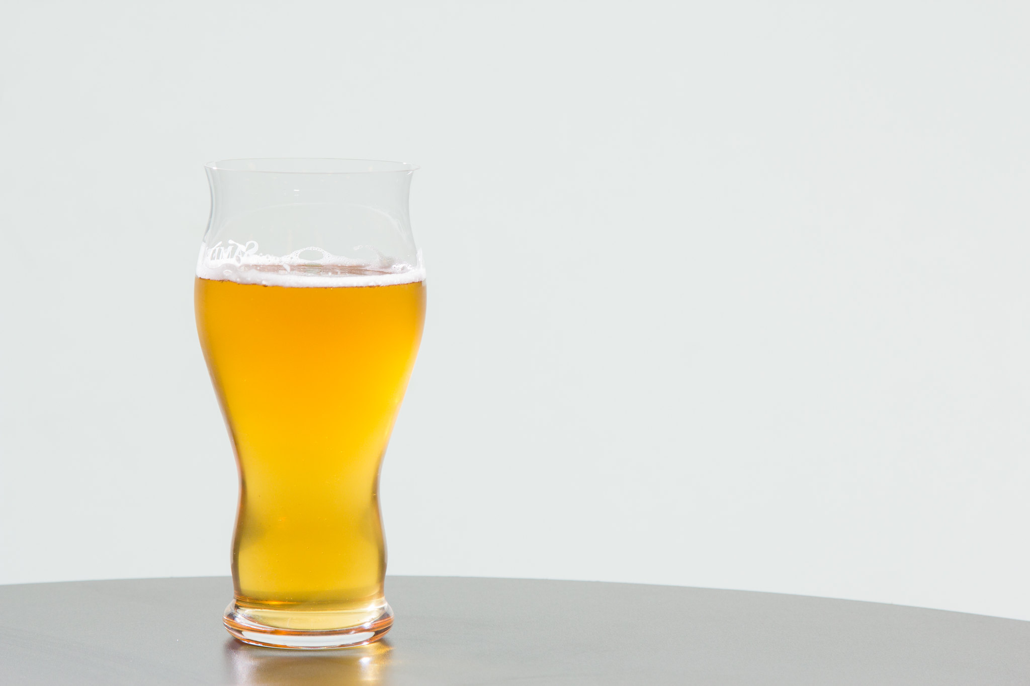 What Is "Beer-Clean" Glassware and How Is It Achieved?