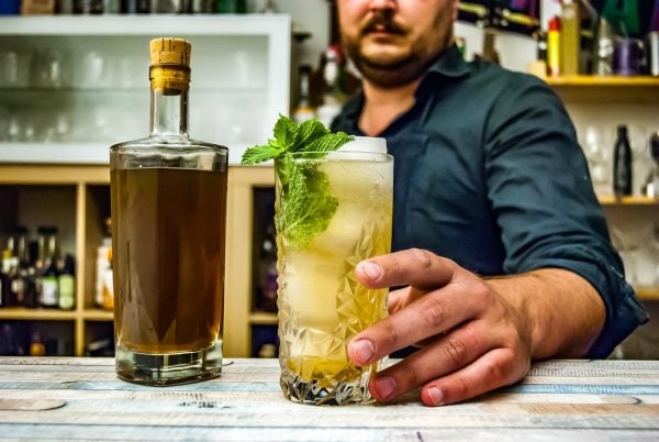 kegworks-7-pro-tips-for-big-batch-cocktails-and-2-recipes-7-600x402
