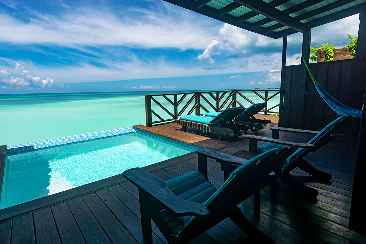 pool-cottage-balcony-2
