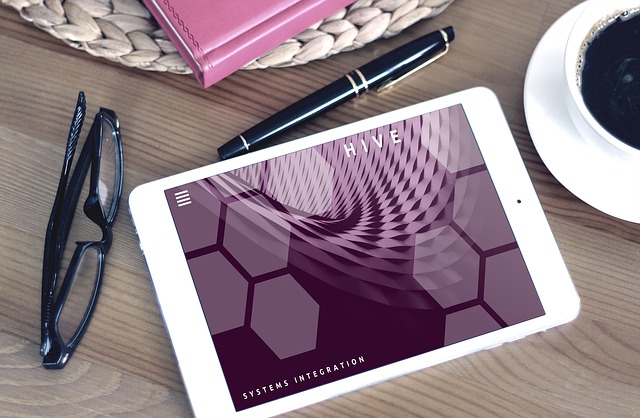 tablette-transformation-digitale-pcr-commnucitation
