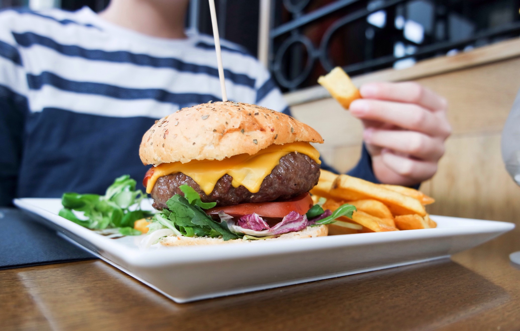 Red Robin Burger Works