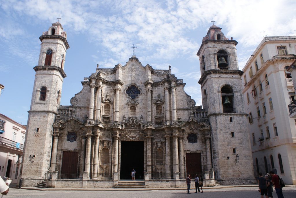 Die Plaza de la Cathedral in Havana.