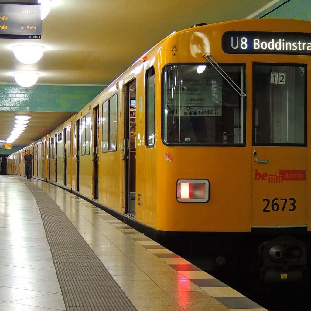 Eine U-Bahn in Berlin