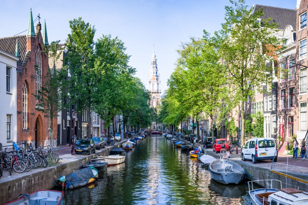 The best trips to go traveling with your mom in Amsterdam, Netherlands.