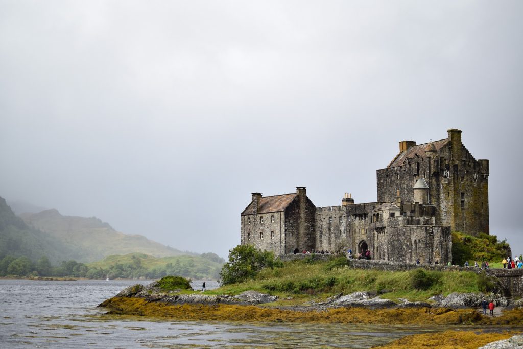 There are around 300 castles in Scotland, something you should know when traveling like a local to Scotland. This picture shows the Eilean Donan castle.