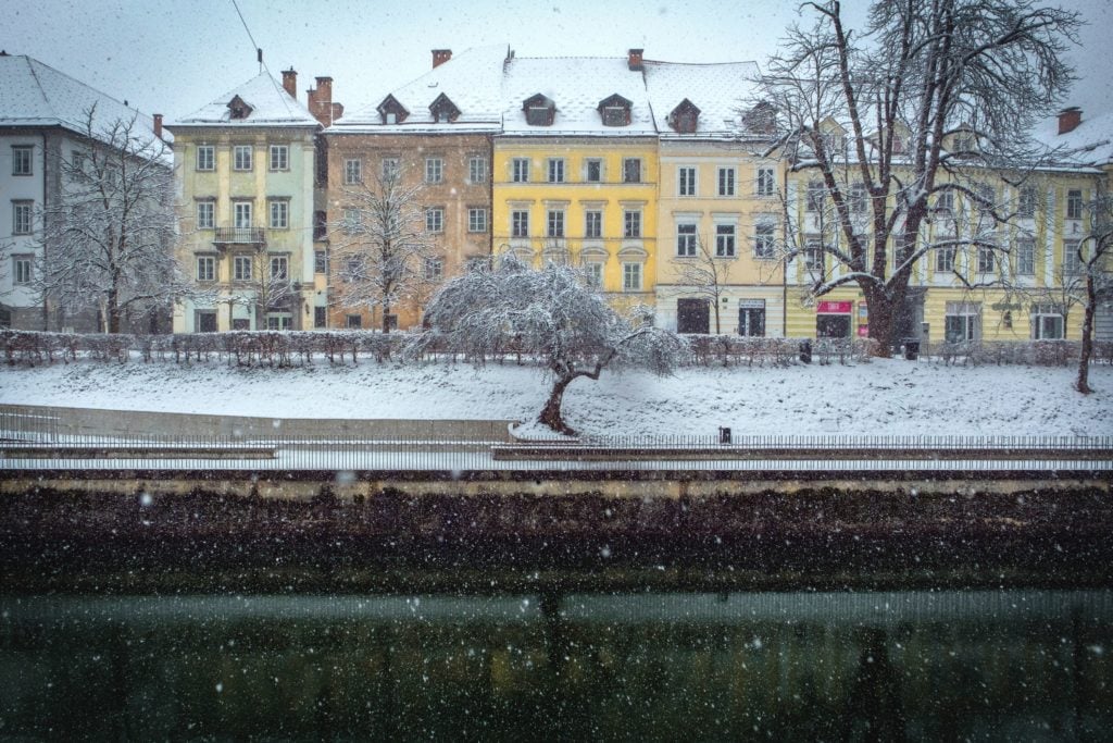 Ljubljana als ein günstiges Reiseziel während Silvester