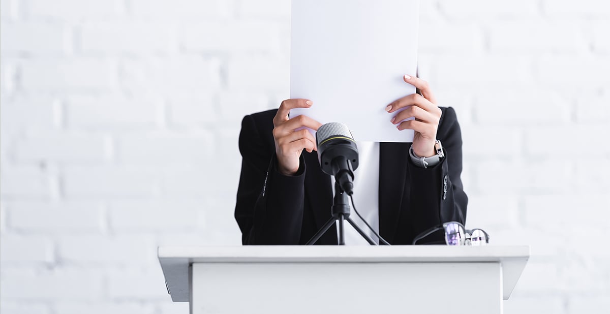 10 Common Public Speaking Mistakes and How to Avoid Them at All Costs!