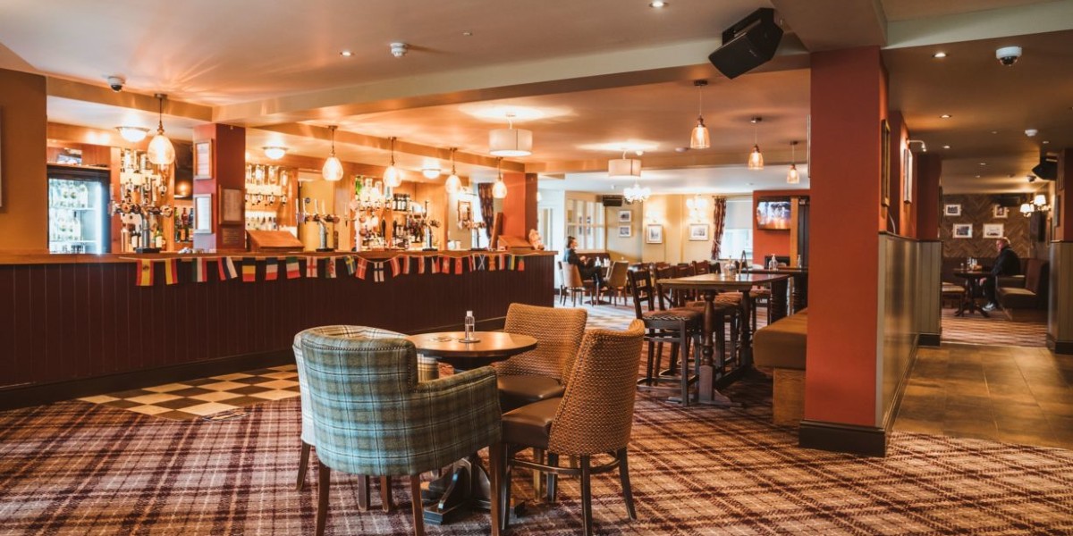 North-Point33-1225x817-pub-interior-2x1